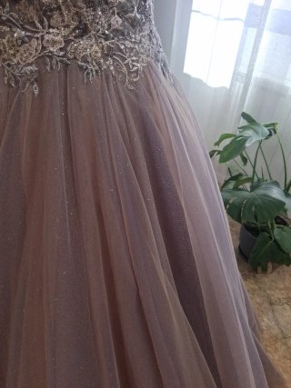 Vestido de fiesta morado y plateado TallaS TengoX