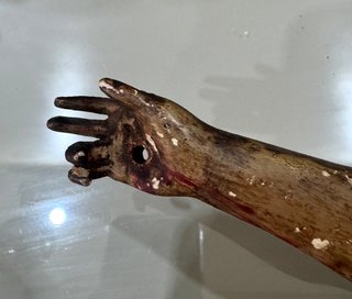 Cristo de madera antiguo