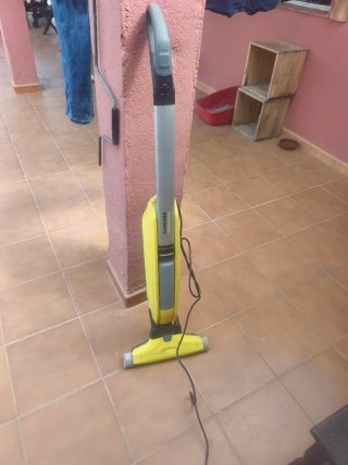Fregadora de Suelos Karcher Algo Negociable