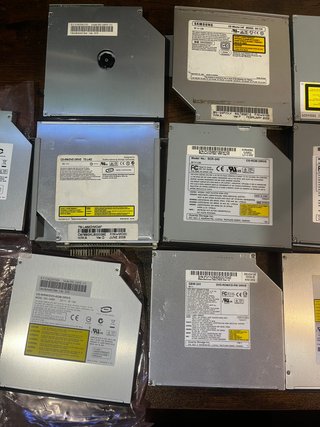 LOTE LECTORES Y GRABADORES CD DVD PC IDE / SATA