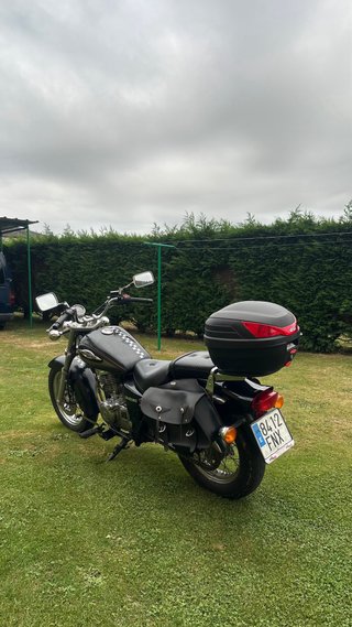 Suzuki Marauder 250