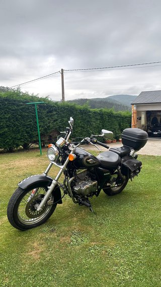 Suzuki Marauder 250