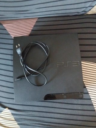 Consola PS3 slim + 1 juego Call of Duty