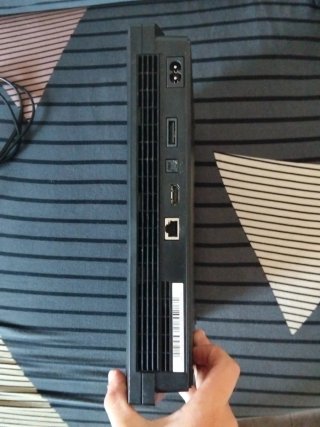 Consola PS3 slim + 1 juego Call of Duty