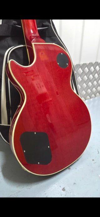 Epiphone Les Paul Custom Inspired by Gibson Custom