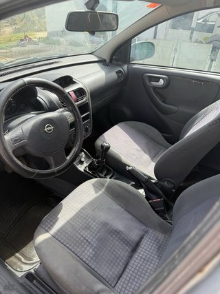 Corsa 1.7 DTI SRI 2002