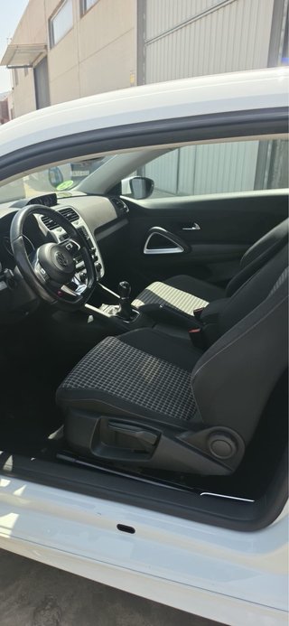 Volkswagen Scirocco R-line