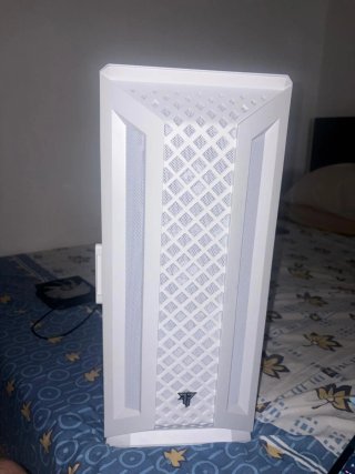 Torre PC Blanca con 6 ventiladores rgb