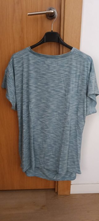 Camiseta turquesa manga corta con nudo