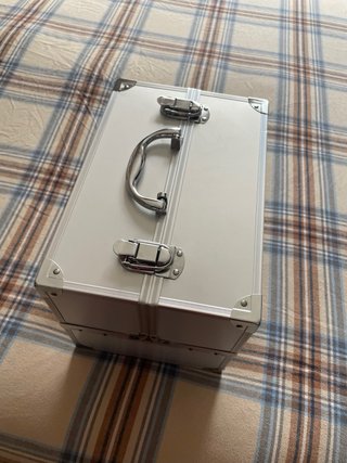 Caja almacenaje plata