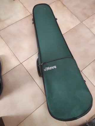 Violín Nova