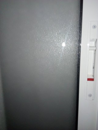 Ventana corredera blanca
