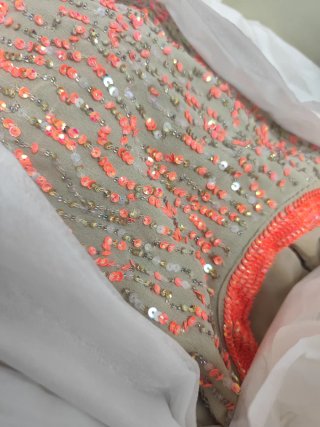Vestido Tintoreto Talla L con pedrería