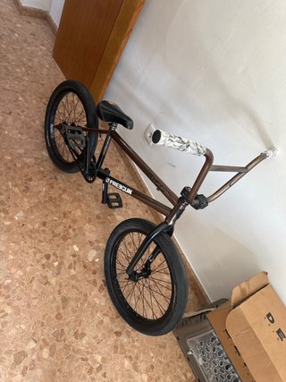 Bmx subrosa