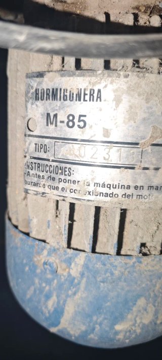 Hormigonera M-85