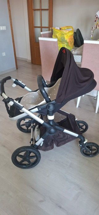 Cochecito Bugaboo fox 2 con capazo incluido .