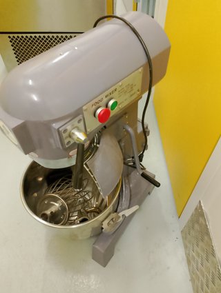 Batidora Amasadora Profesional 10L