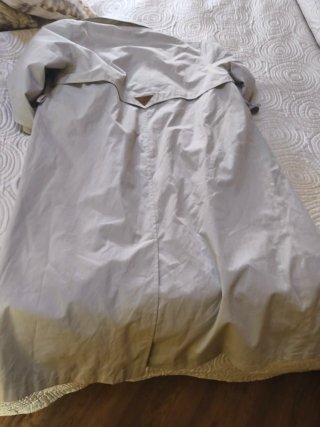 Gabardina Beige Clásica