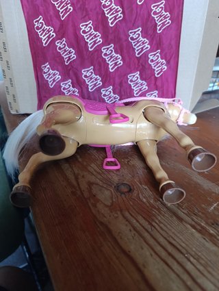 Cavallo in PVC di Barbie di Mattel - 2013