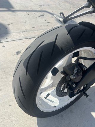 Suzuki GSXR-600 K7 Deportiva