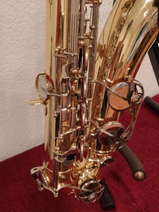 Saxofón Yamaha Tenor YTS-25