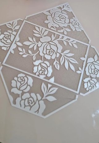 Sobres de celebración con diseño floral