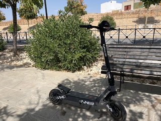 Kukirin G2 DGT Patinete Eléctrico blanco