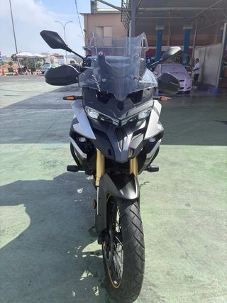 VOGE 525 DSX Negra/Plata Adventure