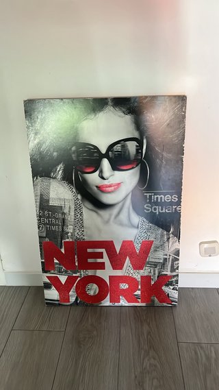 Cuadro New York Times Square Mujer Gafas