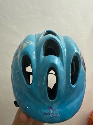 Casco infantil azul con dibujos FROZEN