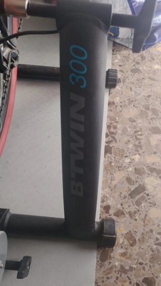 Rodillo de entrenamiento para bicicleta