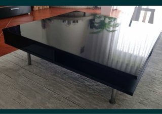Mesa de sala de alta qualidade como nova