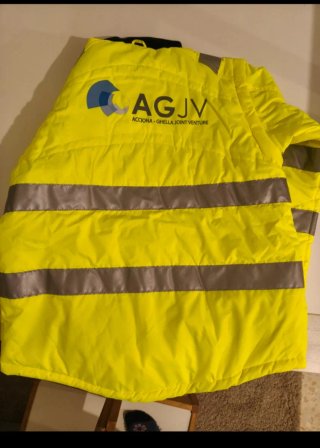 Chaqueta impermeable para frío AGV nueva