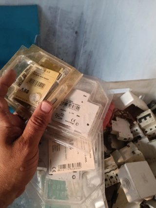 Térmicos, cuadros eléctricos, reloj programador...