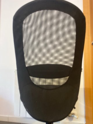 Silla de oficina negra