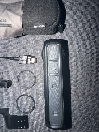 Insta360 X4