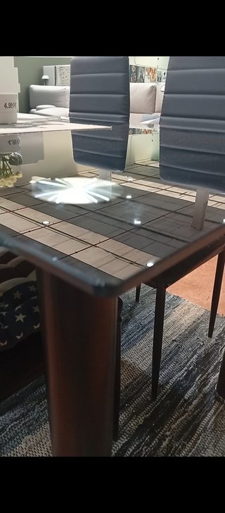 Mesa de comedor cristal y metal