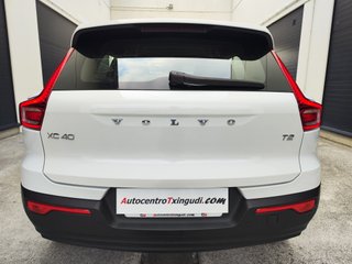 Volvo XC40 Momentum Core T2 129 CV