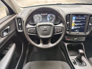 Volvo XC40 Momentum Core T2 129 CV