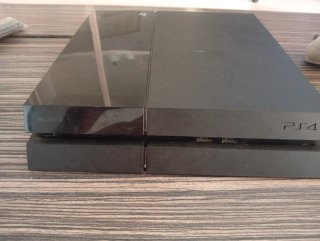PS4 con 2 mandos 500go