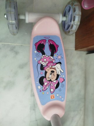 Patinete 3 Ruedas Minnie Niña