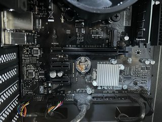 PC sobremesa Ryzen 5 + Monitor Gaming 165 Hz IPS