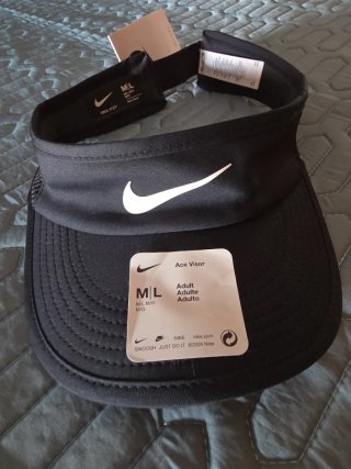 Visera Nike Ace Talla M/L Negra