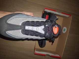 Nike Air Max 95 OG Gris Rojo NUEVAS