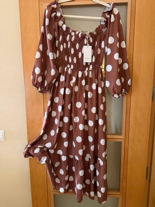 Vestido midi lunares blanco y marrón