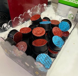 Cafetera Delta Cápsulas Roja