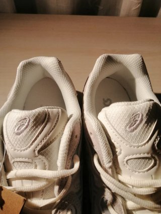 Asics Beige/Gris Zapatillas talla 42