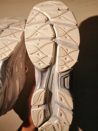 Asics Beige/Gris Zapatillas talla 42