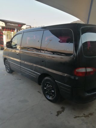 Hyundai H-1 1999