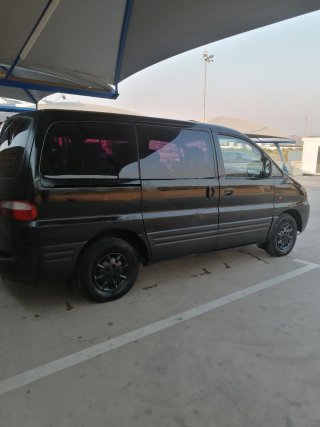 Hyundai H-1 1999